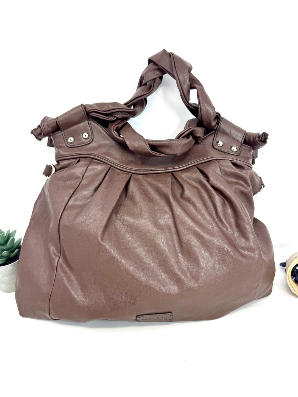 Vintage Nine & Co. Y2K Pleated Hobo Bag